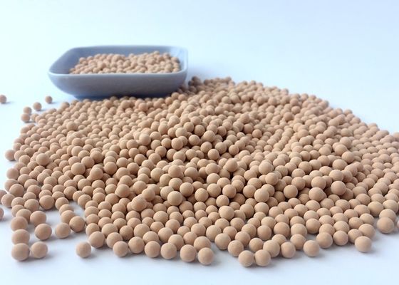 qualità  Cylindrical Shape 13X Molecular Sieve Desiccant 2 - 3mm Pore Size Fabbrica