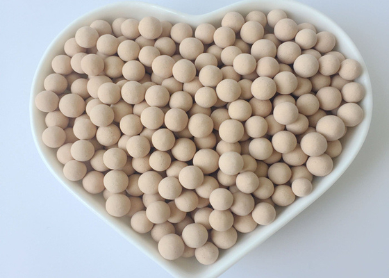 13X Dessicante per setaccio molecolare Valore PH 6-8 Dimensione delle particelle 3,0 mm -5,0 mm
