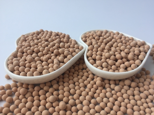 Dimensioni delle particelle di setacciamento molecolare beige 5A volume ≥0.35cm3/G del poro di 5.0mm - di 2,0