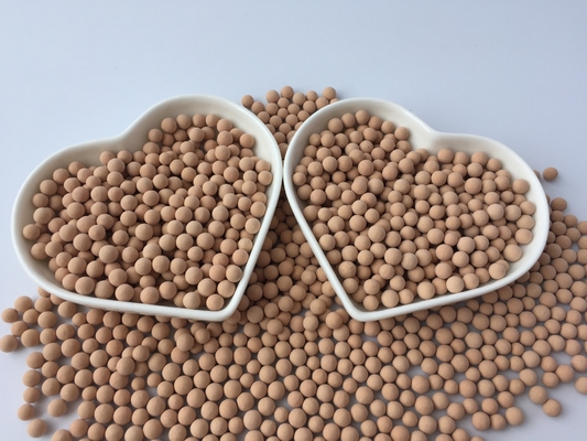 Dimensioni delle particelle di setacciamento molecolare beige 5A volume ≥0.35cm3/G del poro di 5.0mm - di 2,0
